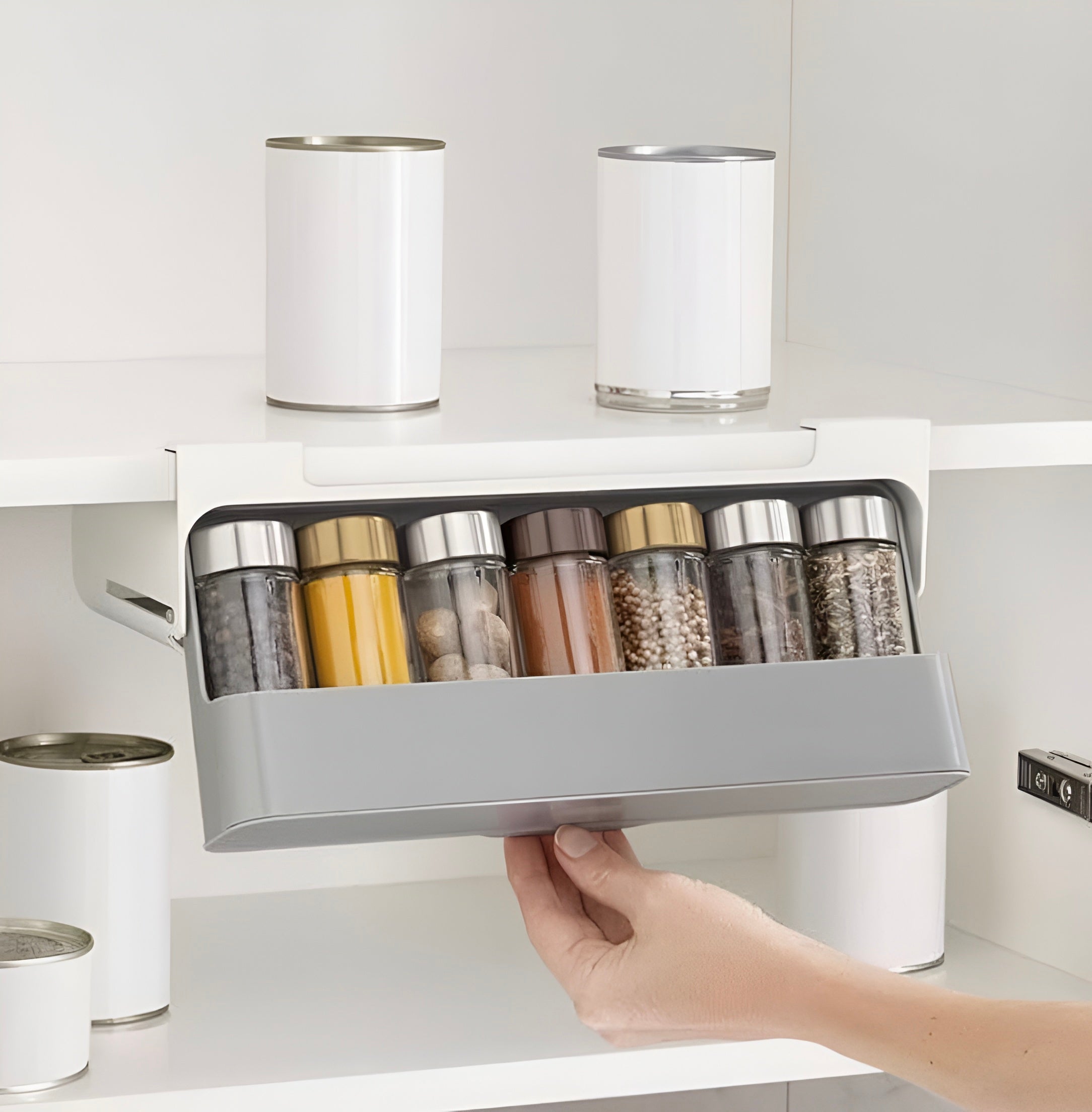 ShopToVista™️ Wall Mounted Spice Rack Storage Organizer With 7 Glass Jars